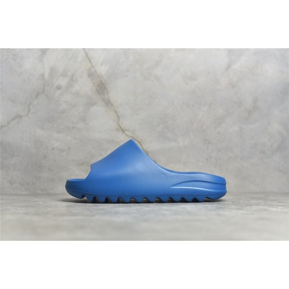 YEEZY SLIDES BLUE